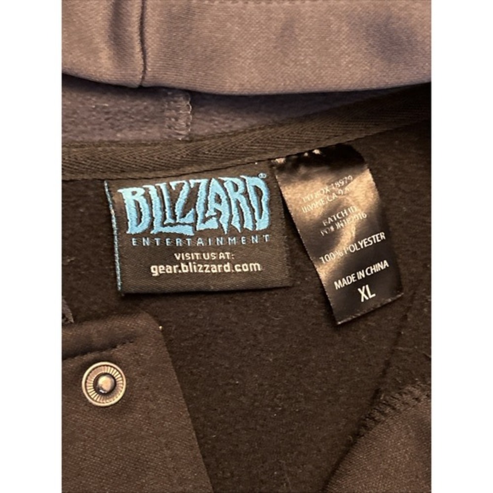 Overwatch Varsity Jacket XL Blizzard Entertainment Hoodie Sweater Snap Button Sz - Picture 9 of 11